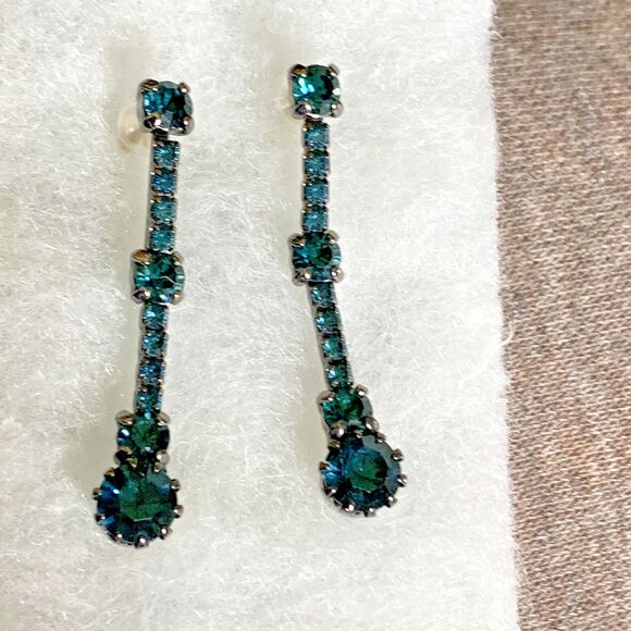 Carolee Blue Crystal Tennis Bracelet & Drop Earrings Set Gun Metal Dainty - Picture 4 of 7